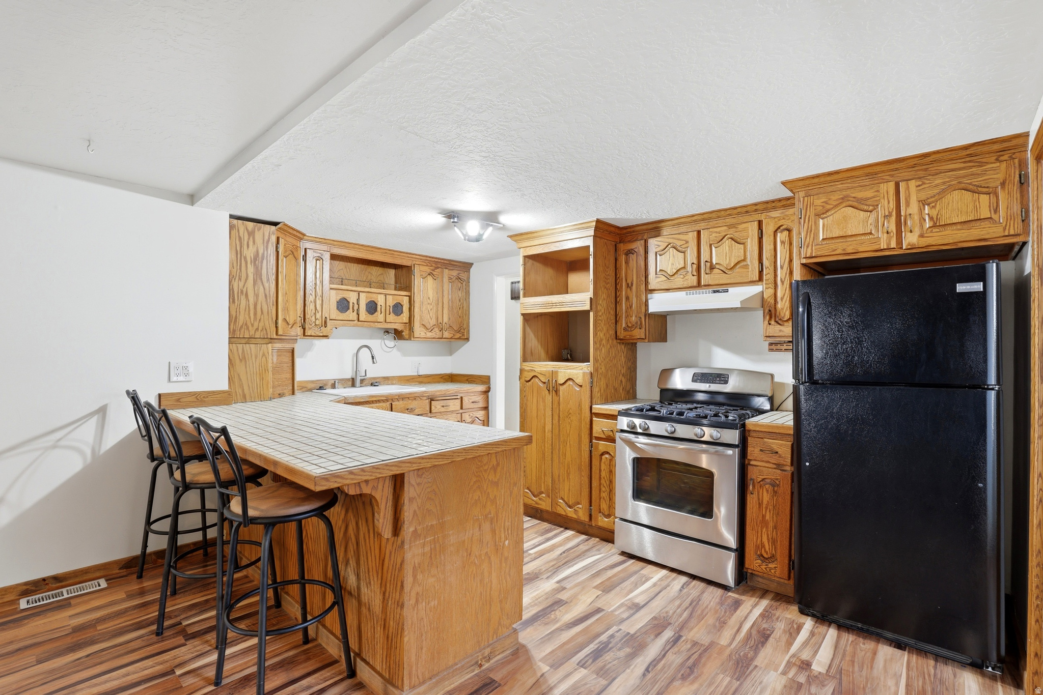 LAKE RIDGE - Residential