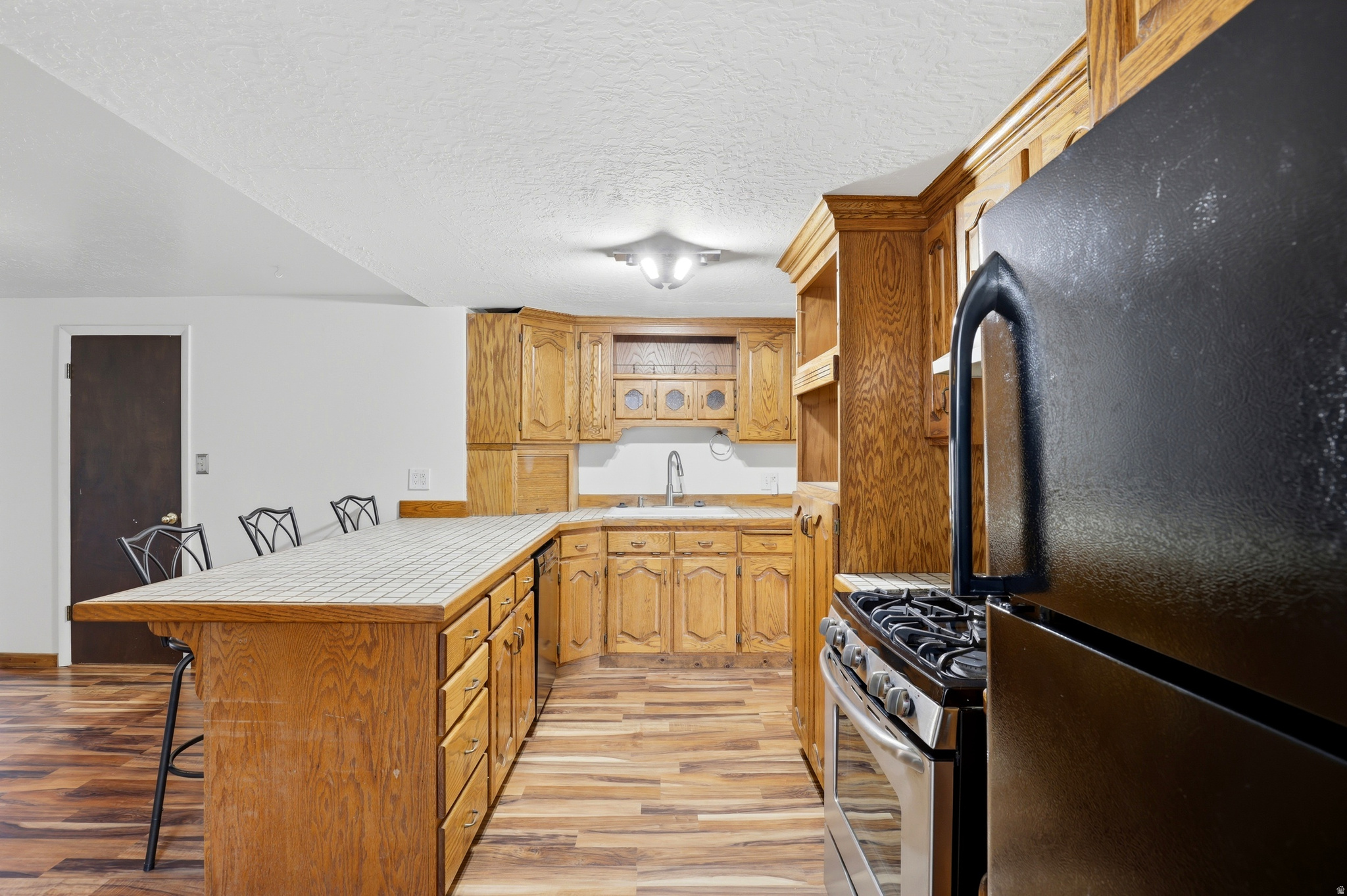 LAKE RIDGE - Residential