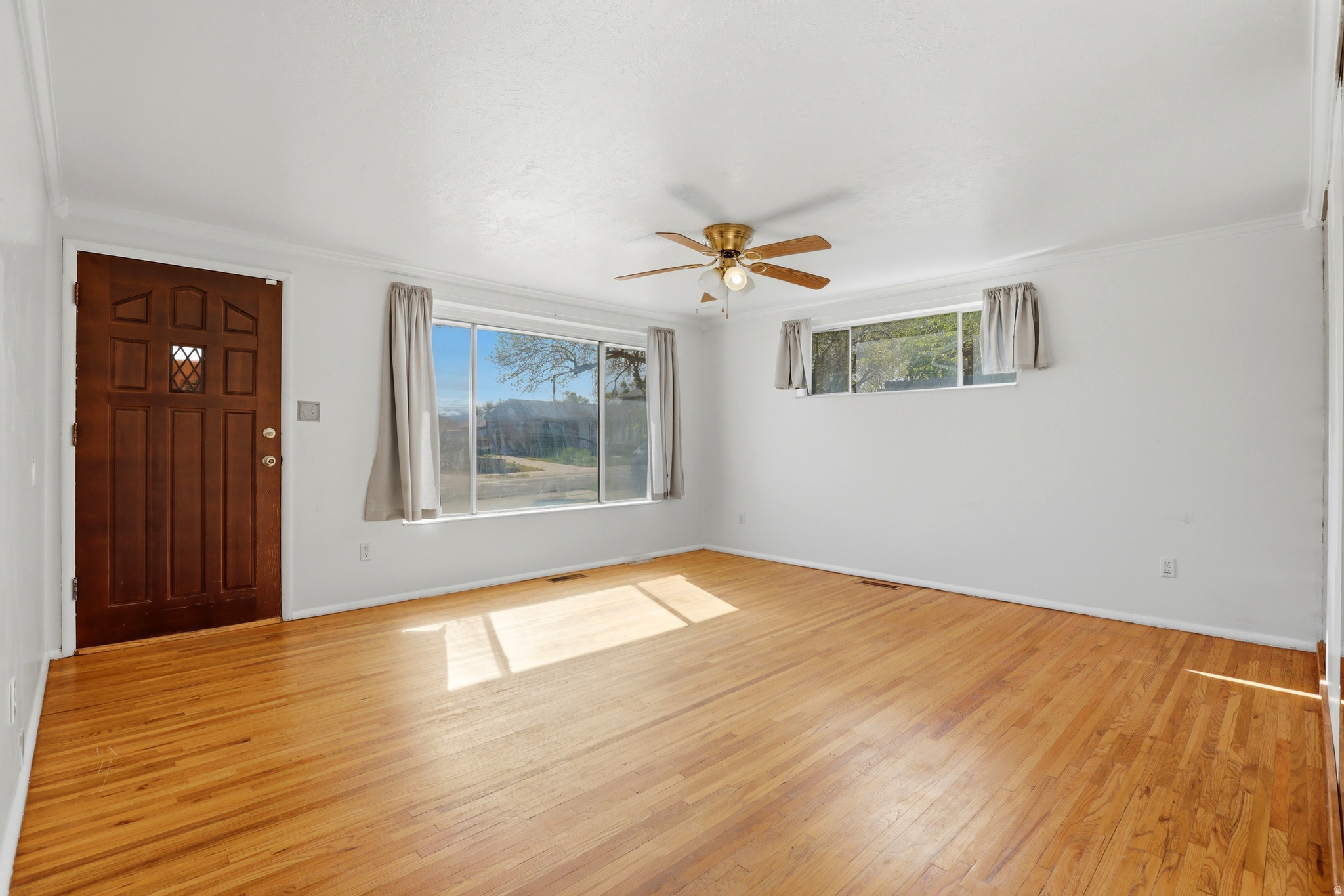 LAKE RIDGE - Residential