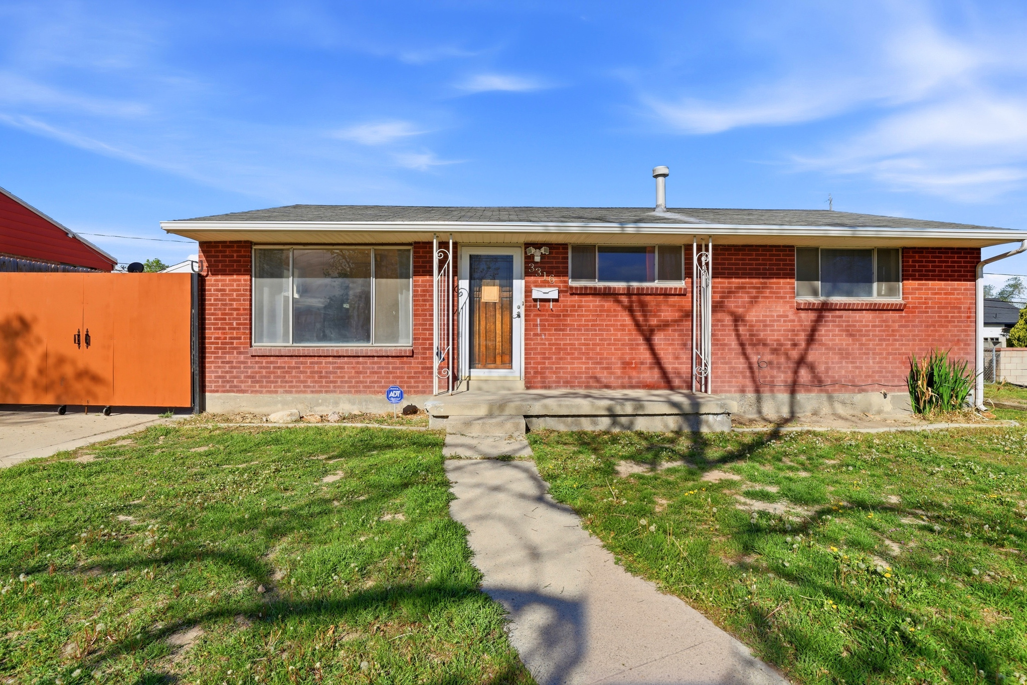 LAKE RIDGE - Residential