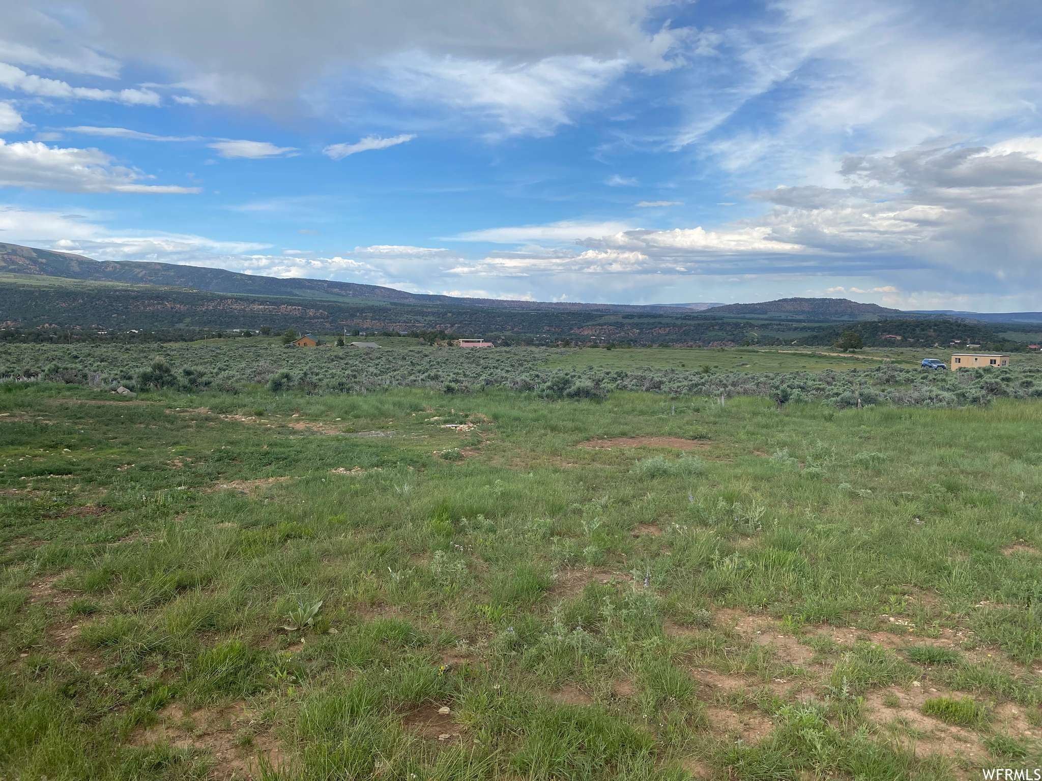 BANDANNA RANCH - Residential