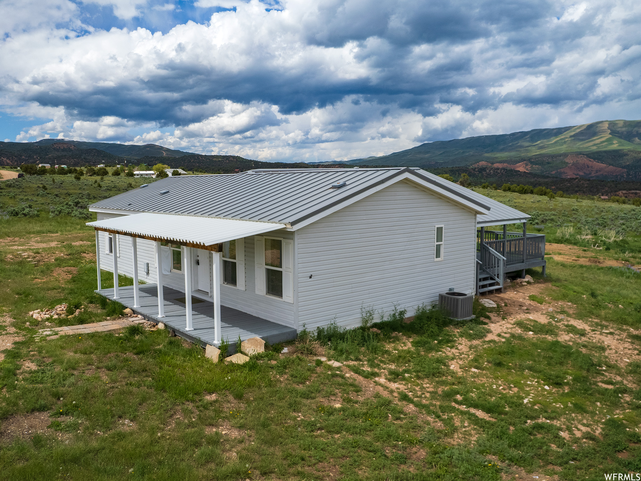 BANDANNA RANCH - Residential