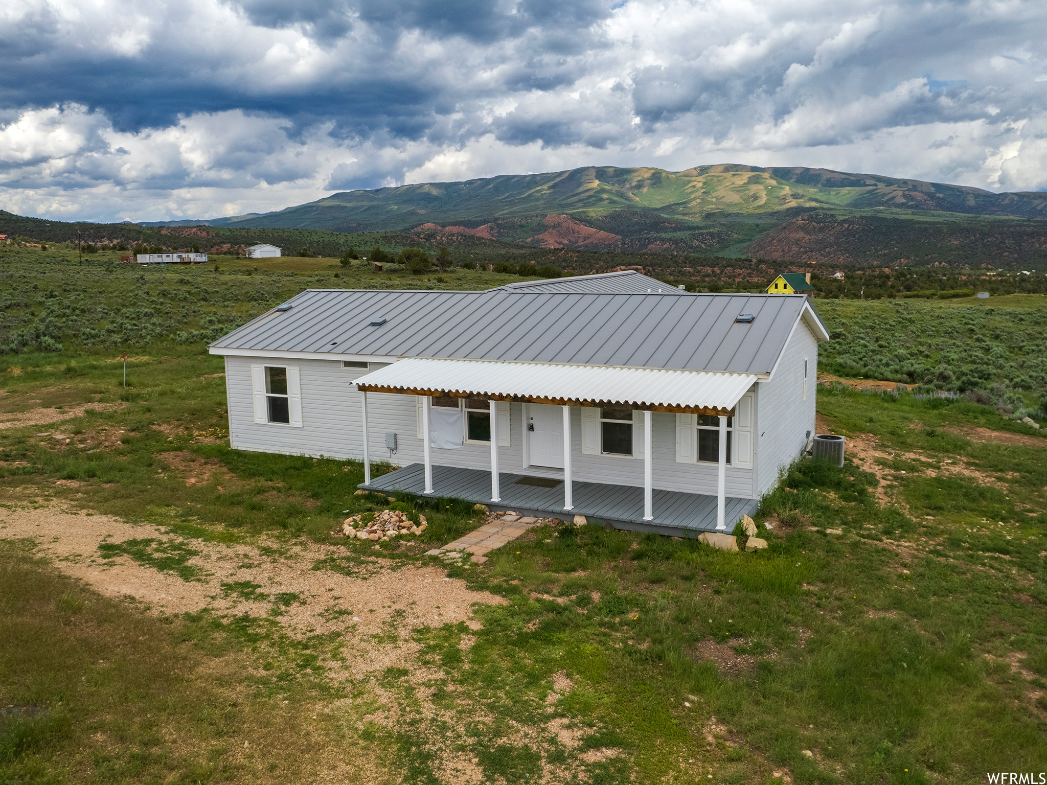 BANDANNA RANCH - Residential