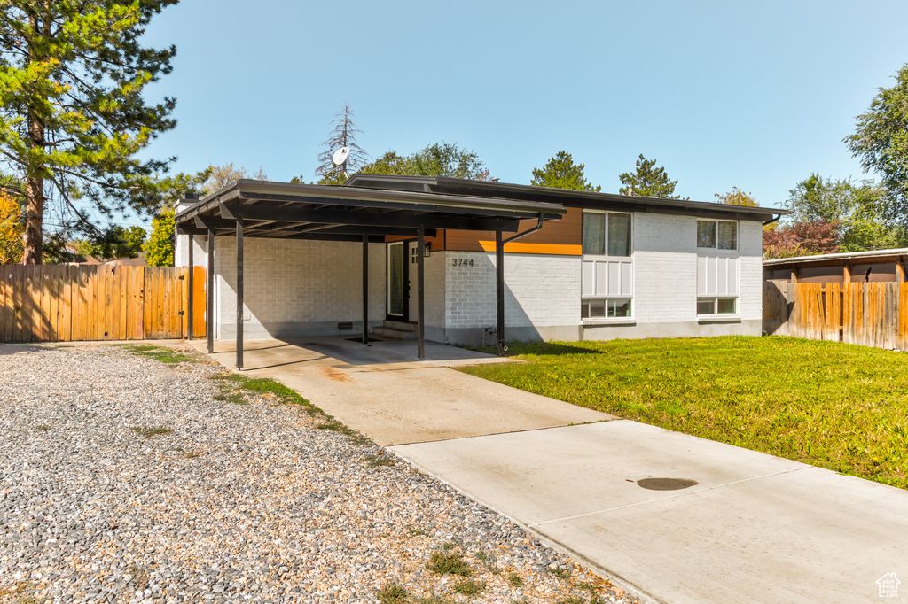 Photo of 3744 S 810 E, Millcreek, UT 84106 (MLS # 2134646)