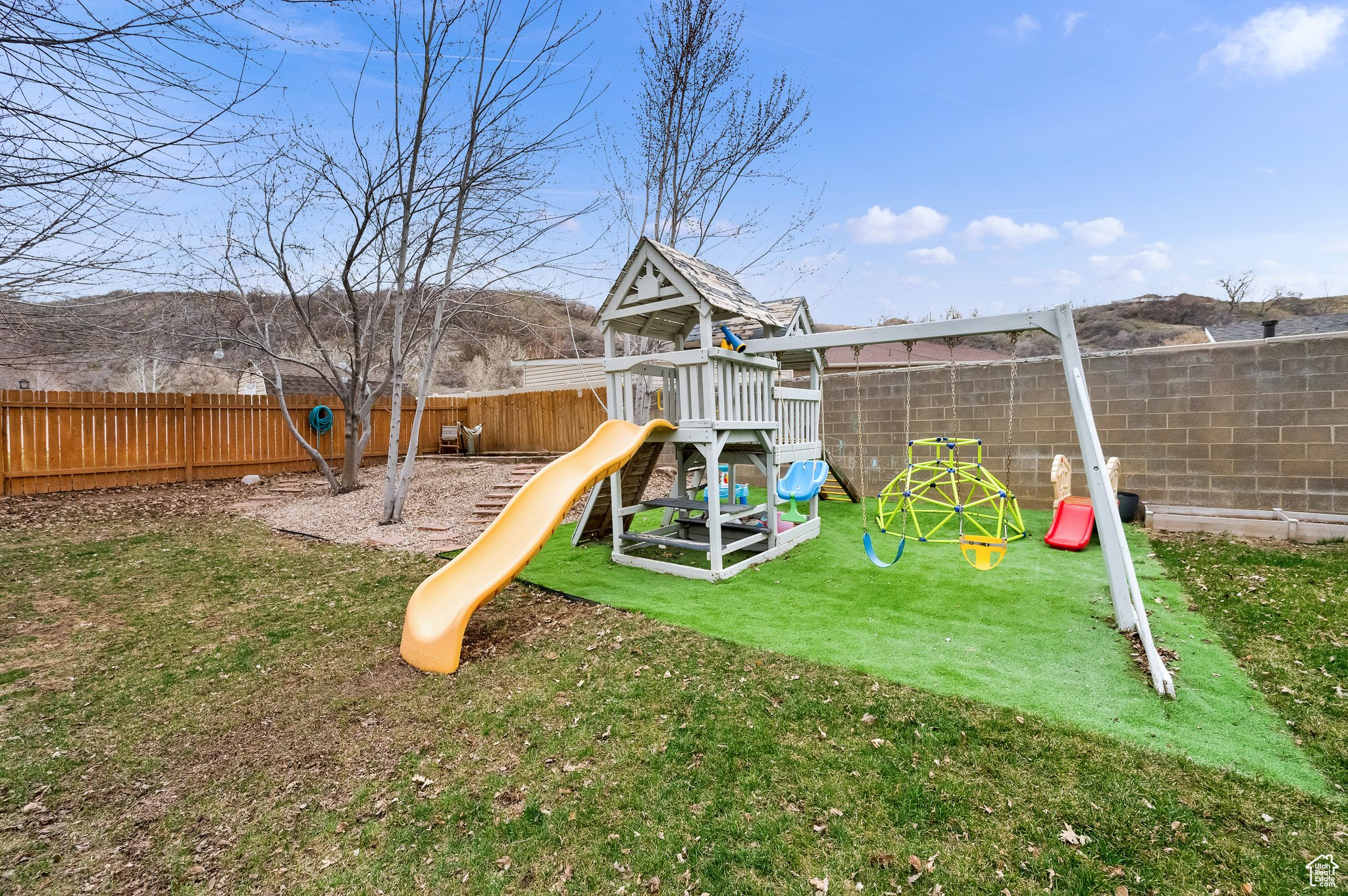 7839 S 1800, South Weber, Utah image 24