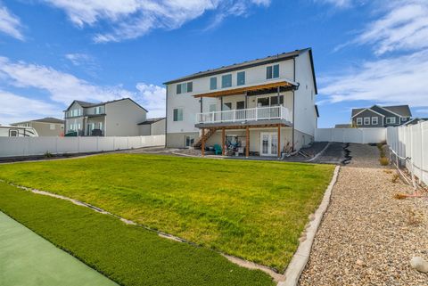 Tiny photo for 2468 N PAINTBRUSH DR, Saratoga Springs, UT 84045 (MLS # 2122735)