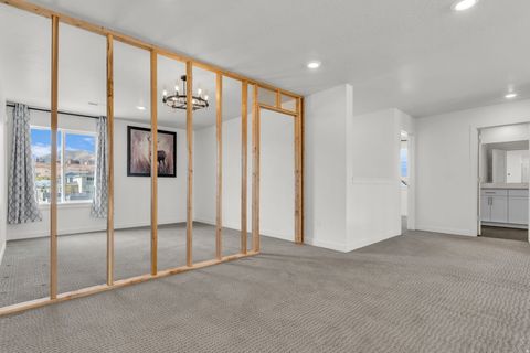 Tiny photo for 2468 N PAINTBRUSH DR, Saratoga Springs, UT 84045 (MLS # 2122735)