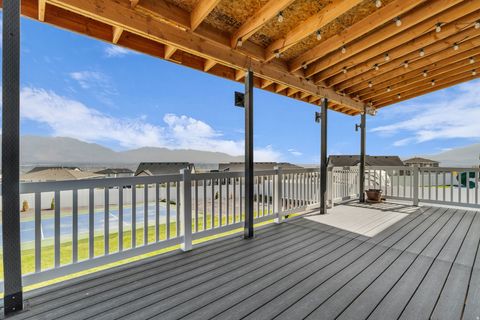Tiny photo for 2468 N PAINTBRUSH DR, Saratoga Springs, UT 84045 (MLS # 2122735)
