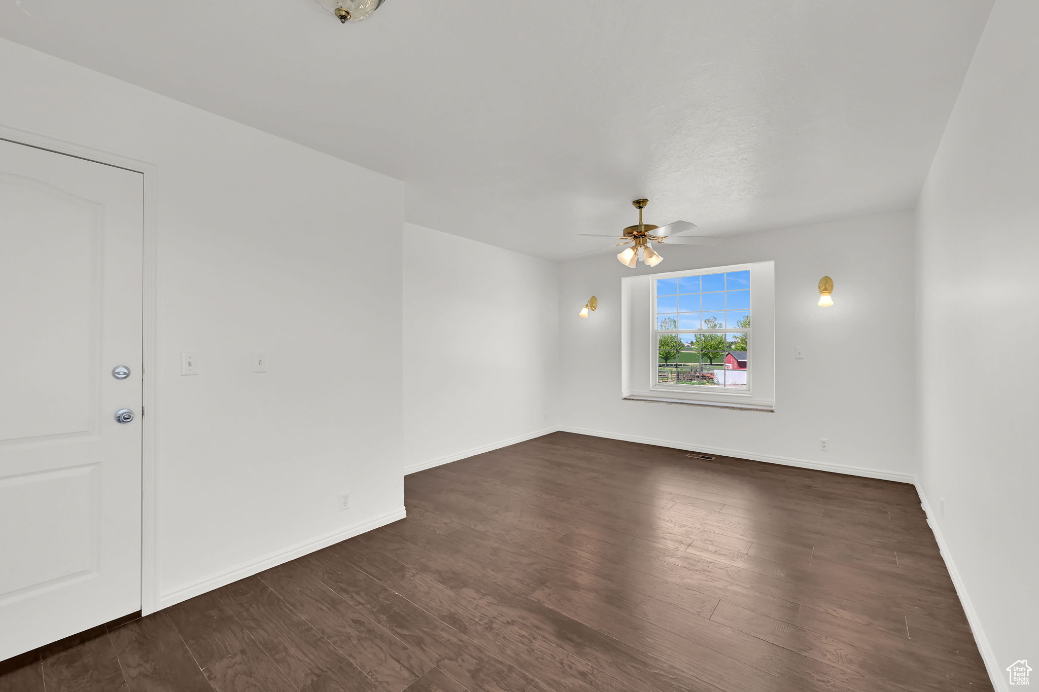 5970 S 5500, Hooper, Utah image 27