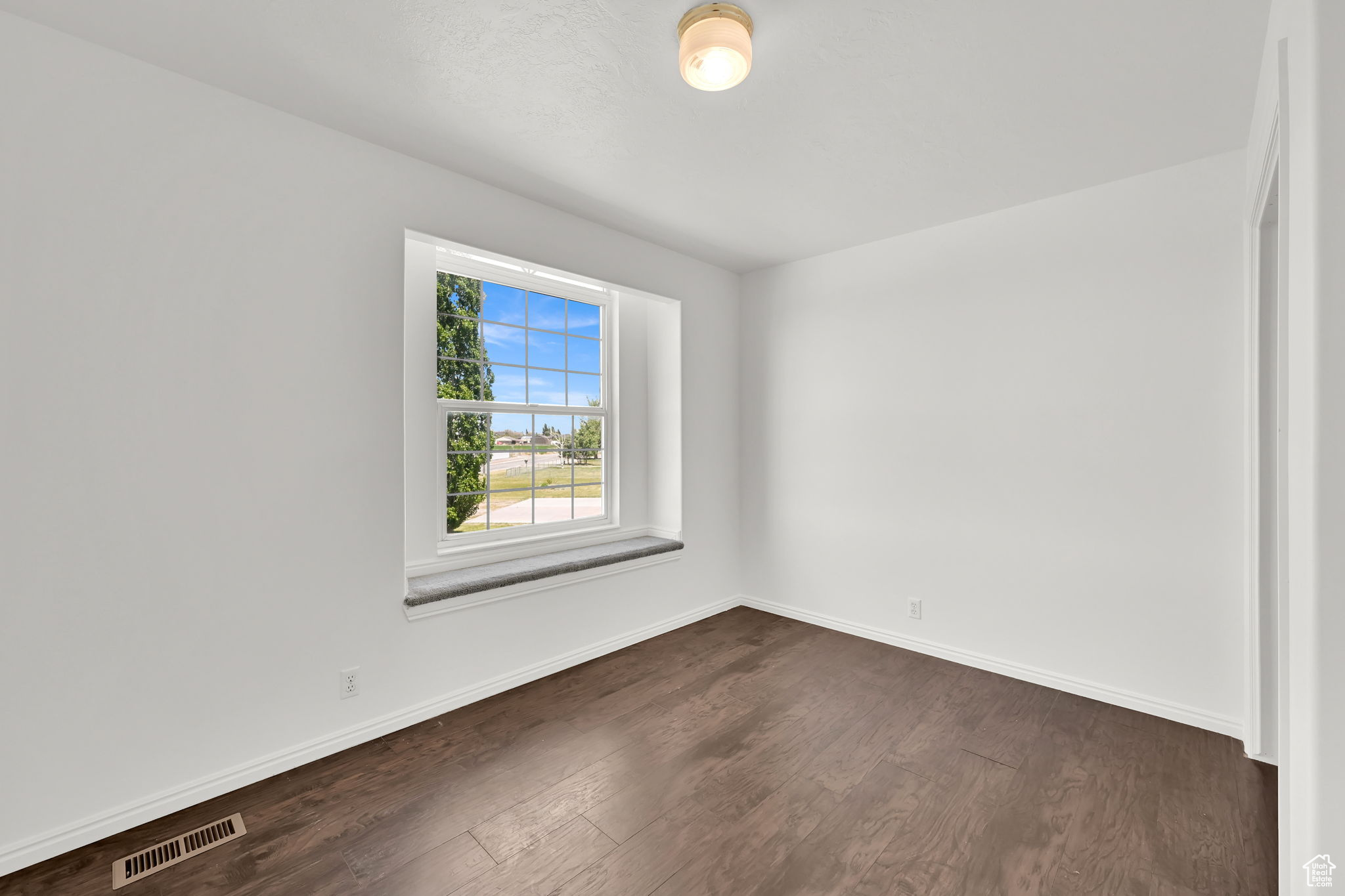 5970 S 5500, Hooper, Utah image 26