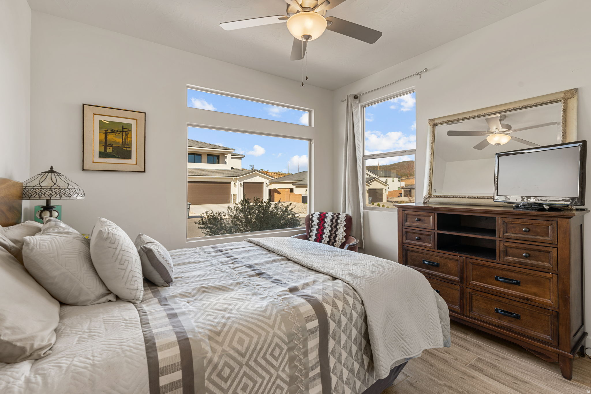 PAINTED SANDS - Residential