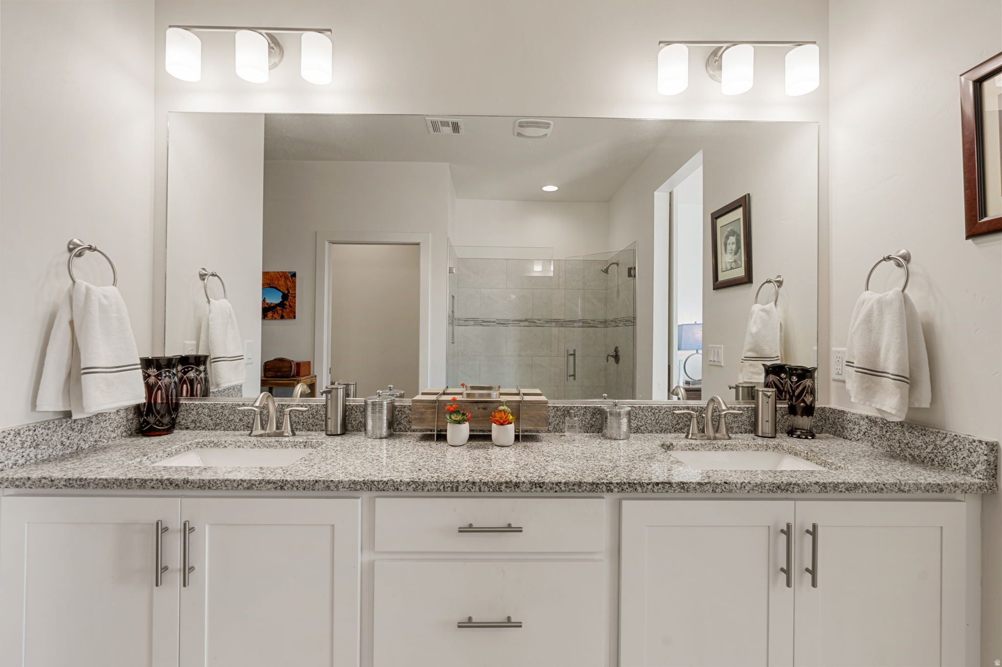 PAINTED SANDS - Residential