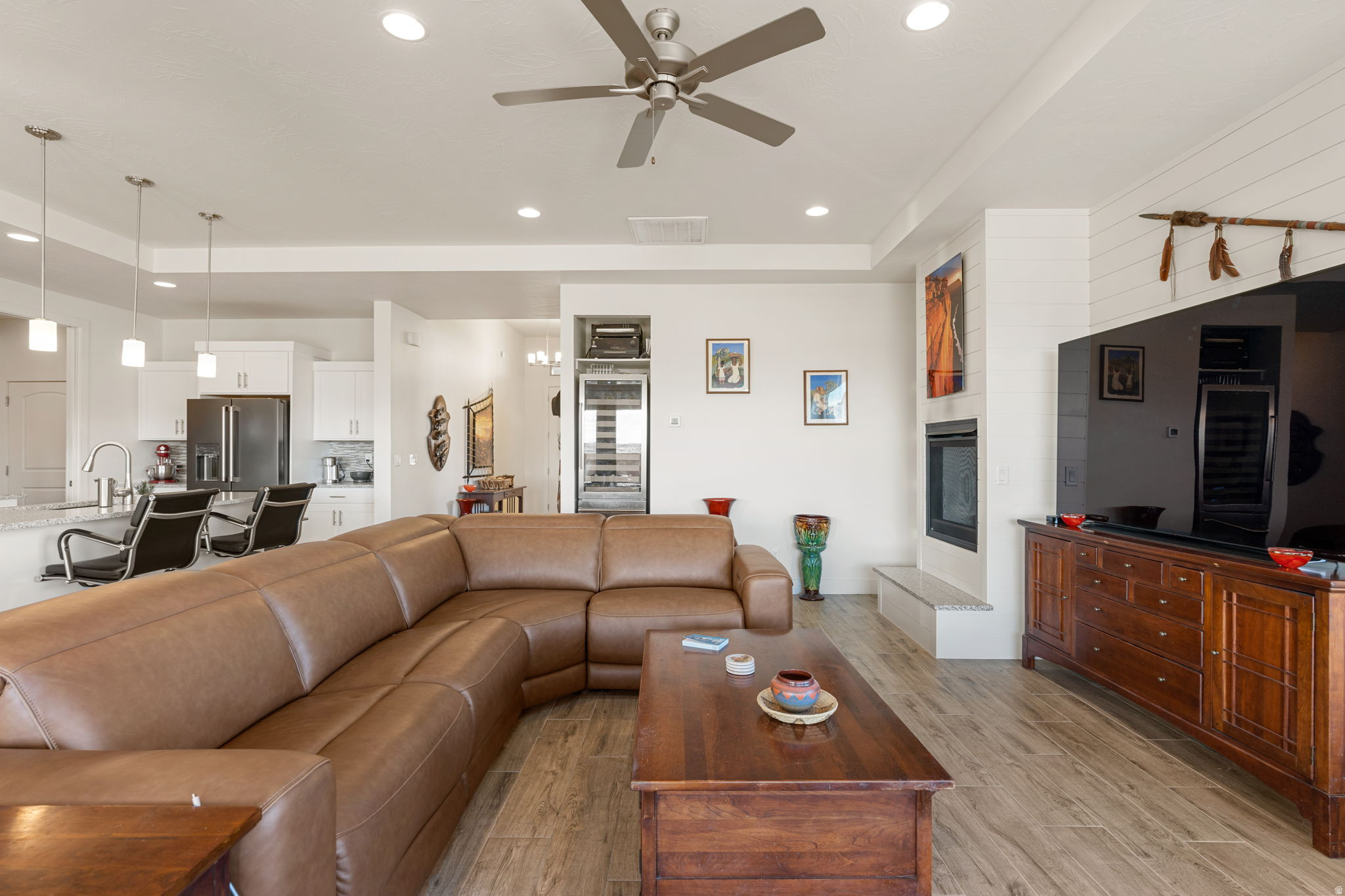 PAINTED SANDS - Residential