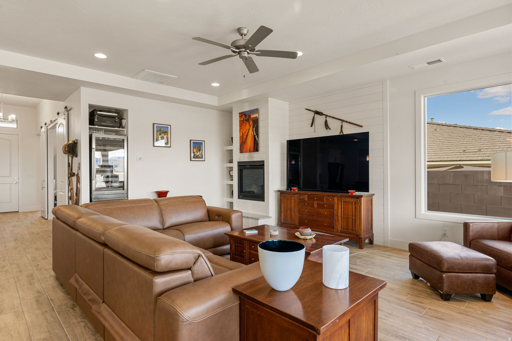 PAINTED SANDS - Residential