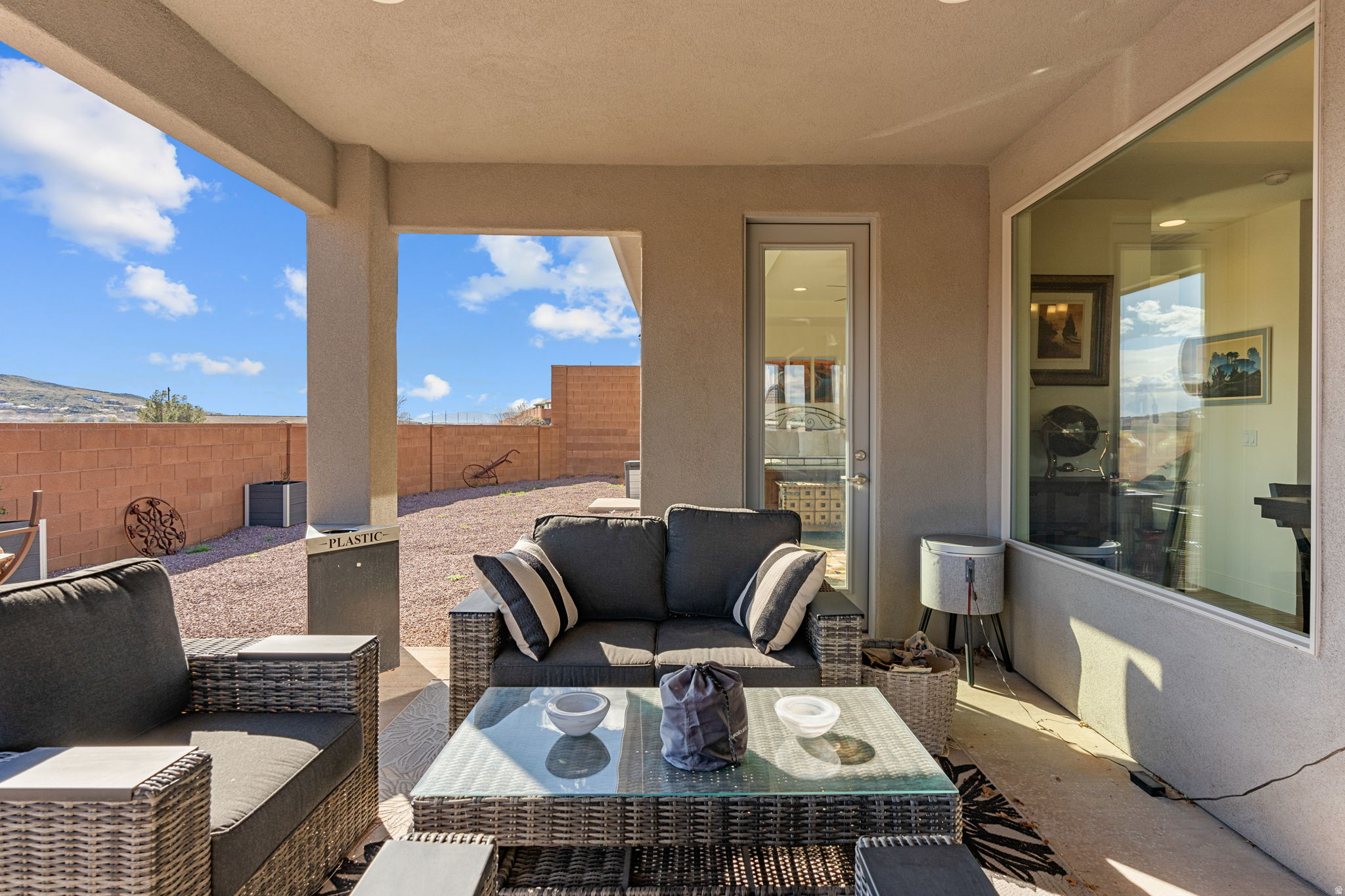 PAINTED SANDS - Residential