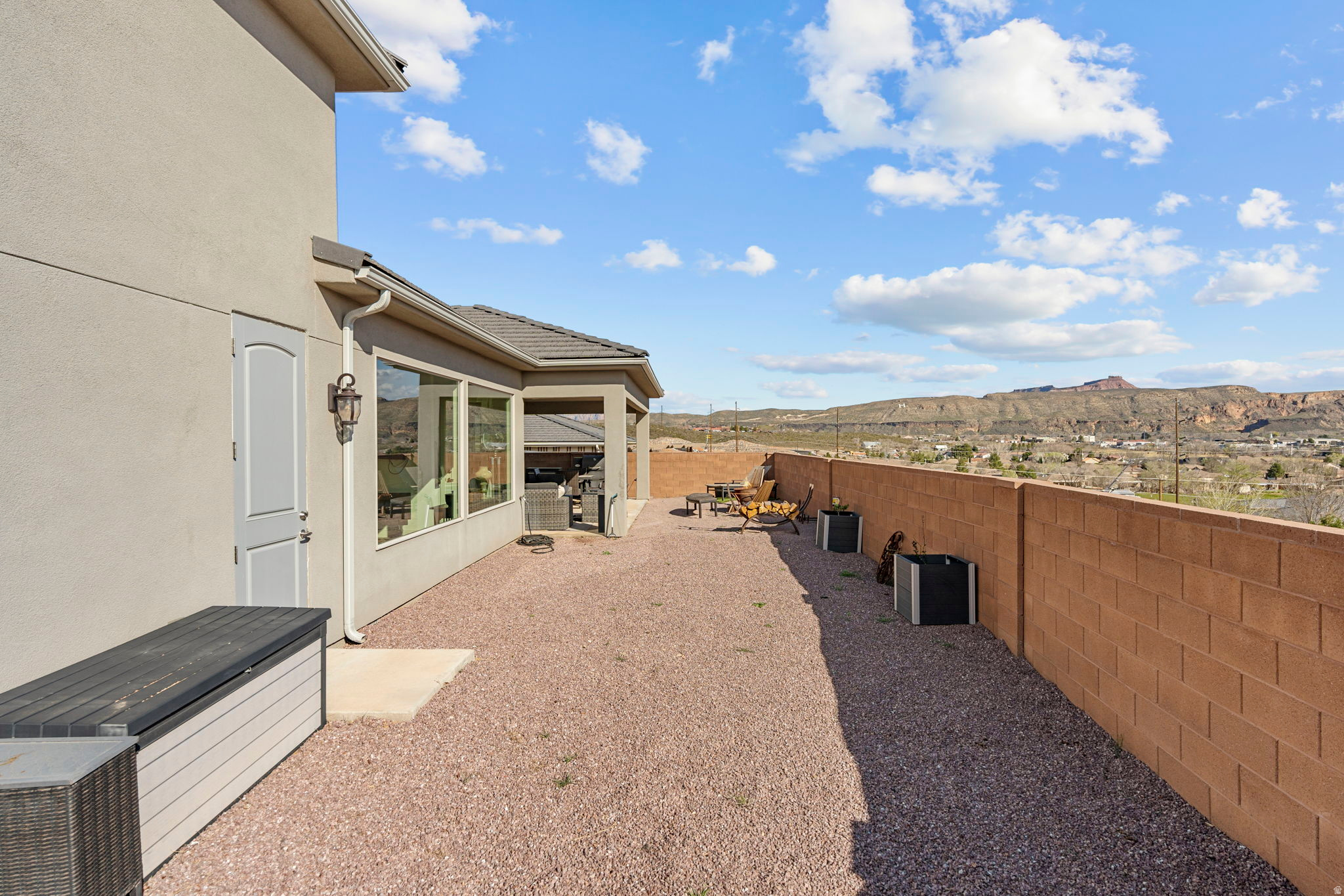 PAINTED SANDS - Residential