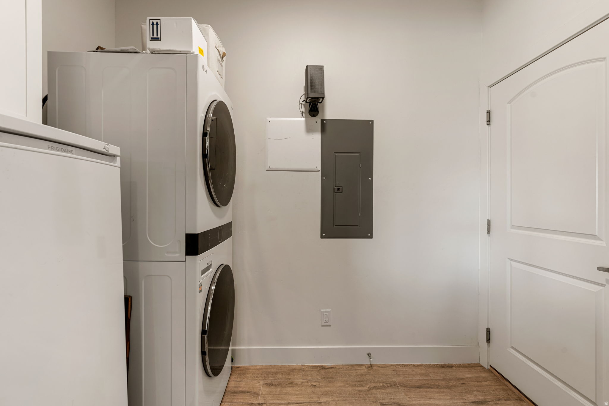 PAINTED SANDS - Residential