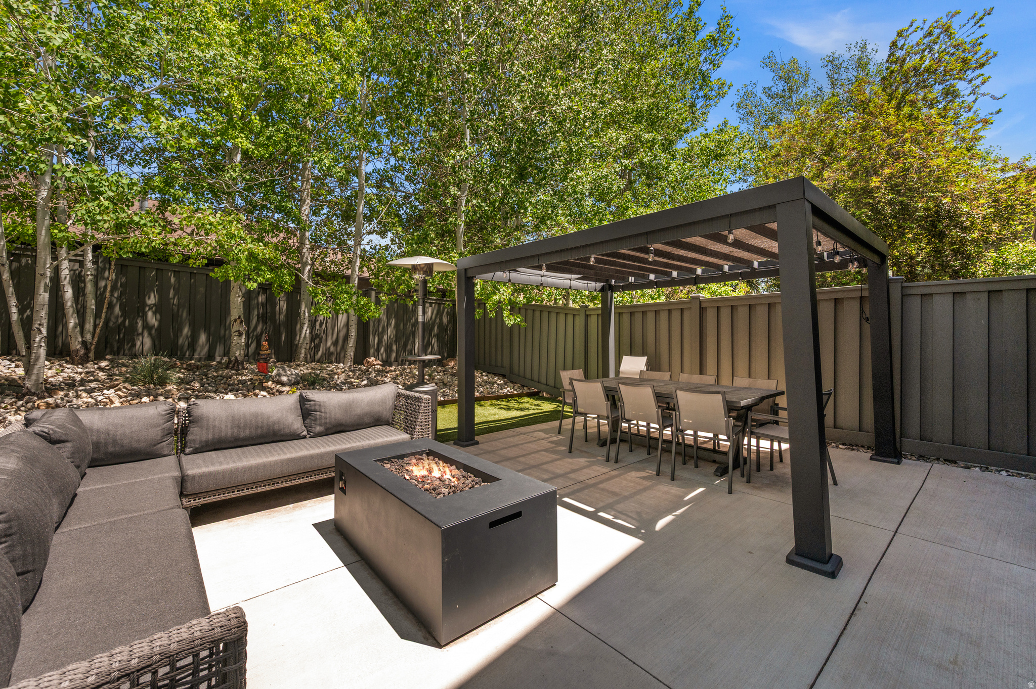PINEBROOK COTTAGES - Residential