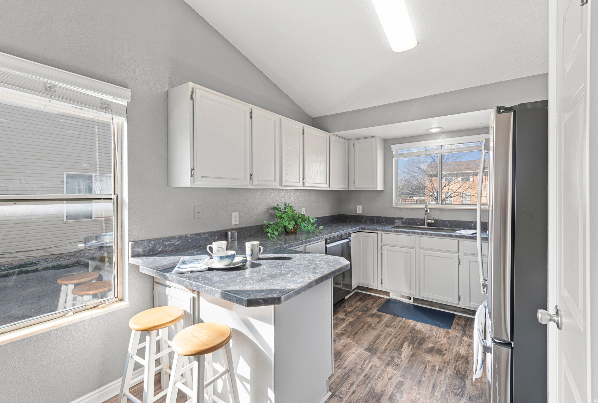 WOODHAVEN - Residential Income