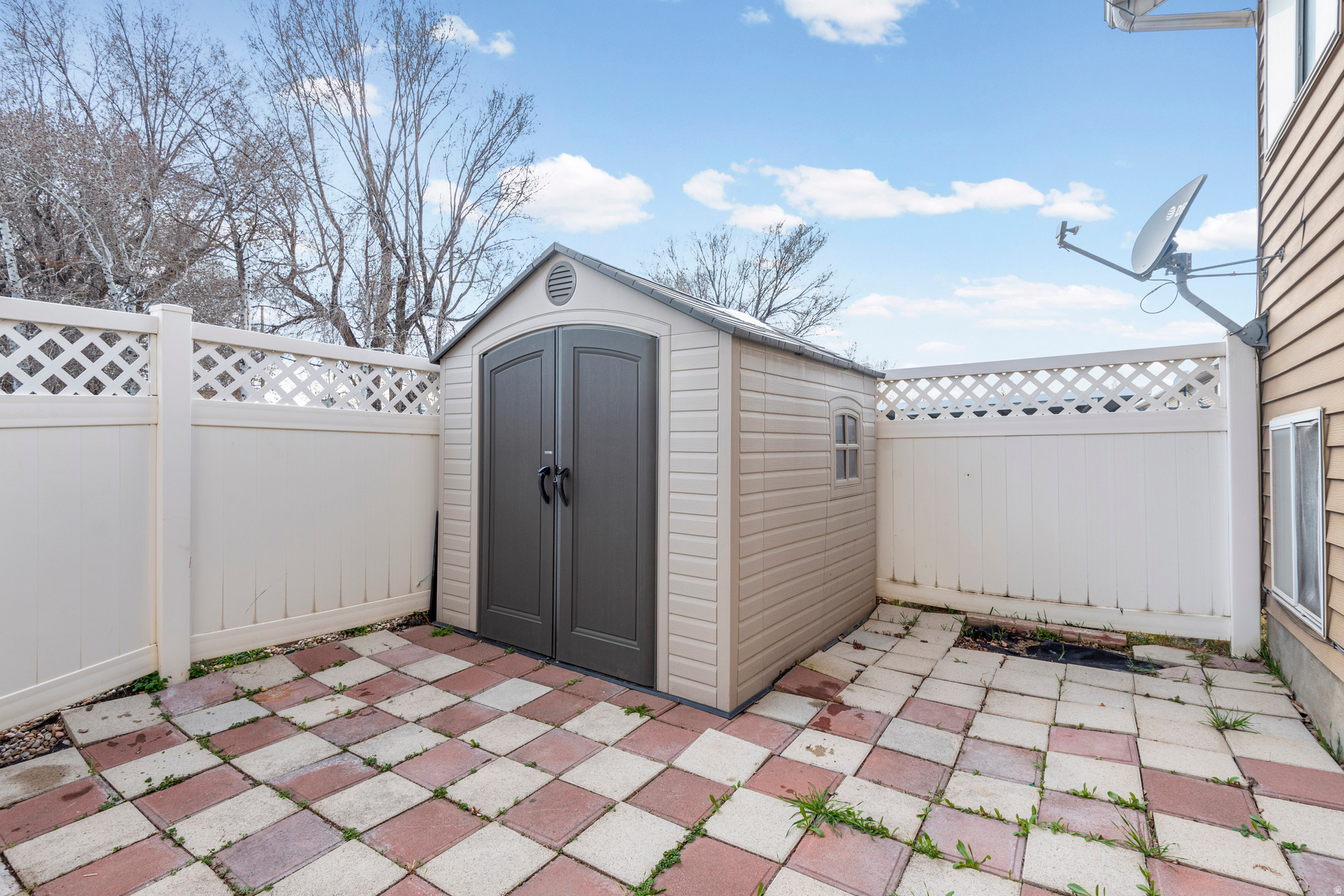 WOODHAVEN - Residential Income