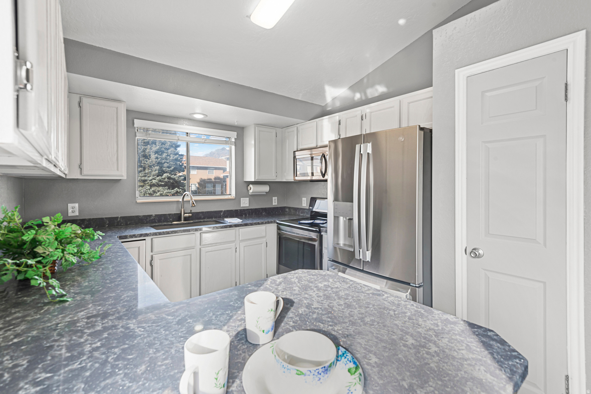 WOODHAVEN - Residential Income