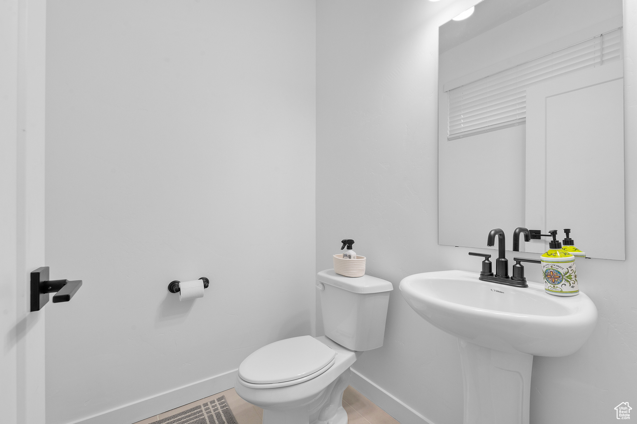 LAKESHORE LANDING - Residential