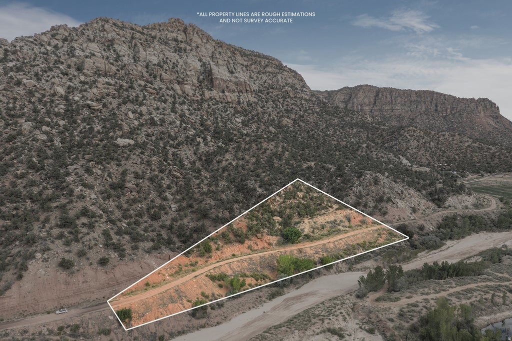 Photo of W DITCH BANK RD, Hildale, UT 84784 (MLS # 2179180)