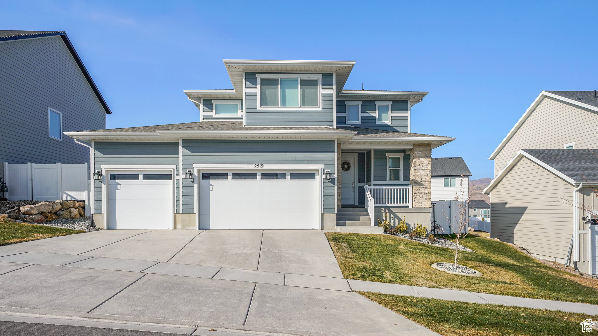 Saratoga Springs, Utah 84045, United States, 3 Bedrooms Bedrooms, ,3 BathroomsBathrooms,Residential,Pending,106218