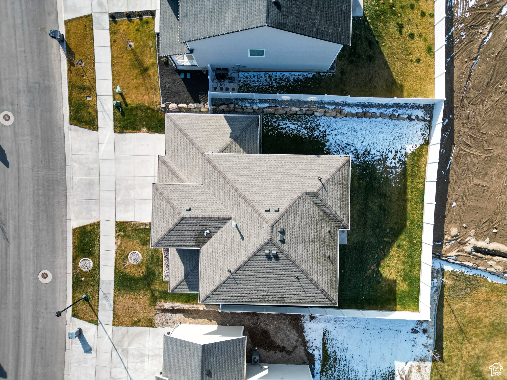 Saratoga Springs, Utah 84045, United States, 3 Bedrooms Bedrooms, ,3 BathroomsBathrooms,Residential,Pending,106218