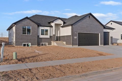 Tiny photo for 2076 W 800 S, Layton, UT 84041 (MLS # 2137707)