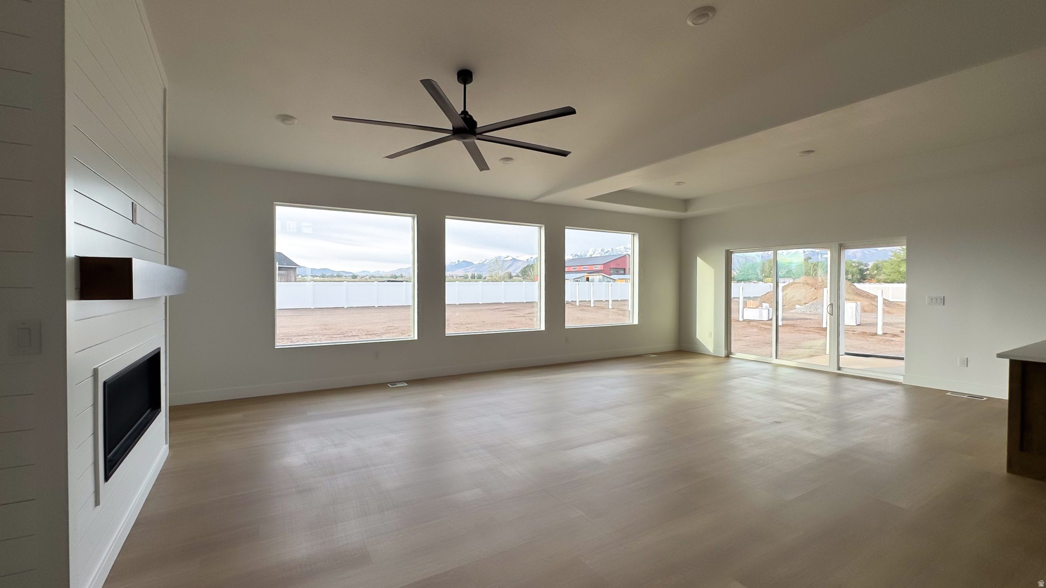 HERITAGE FARMS - Residential