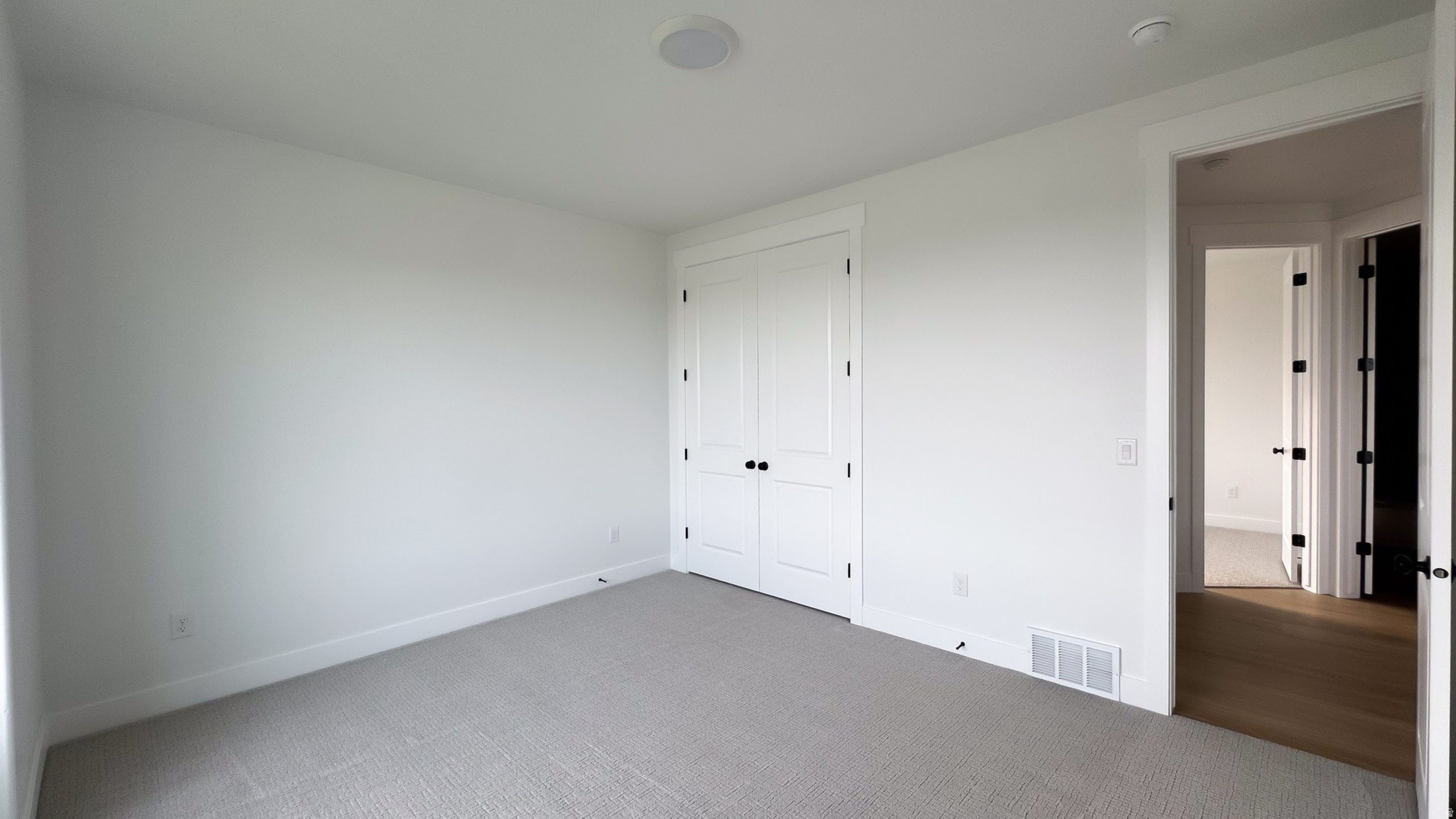 HERITAGE FARMS - Residential