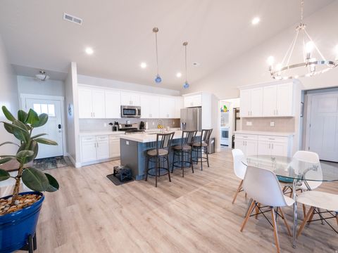 Tiny photo for 3369 W SOPHIE LN S, West Haven, UT 84401 (MLS # 2156003)