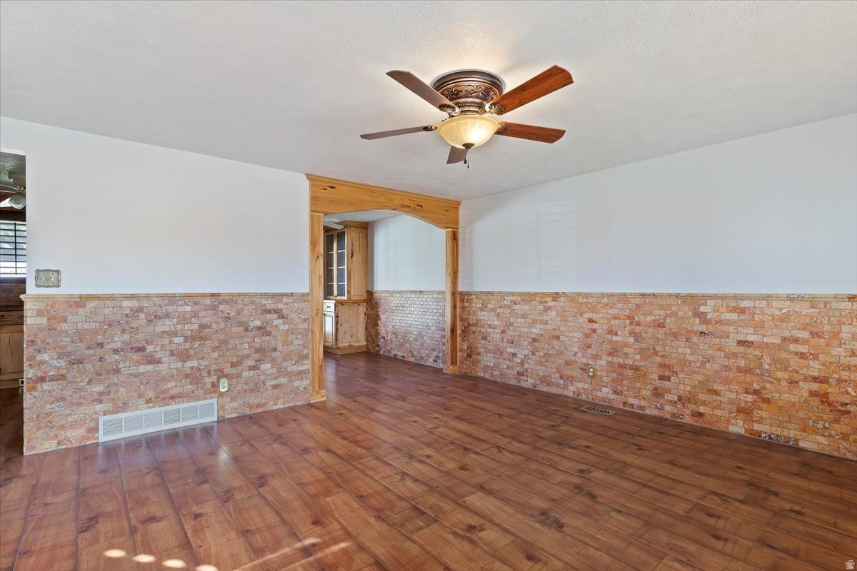 WHITE CITY #18 SUB - Residential