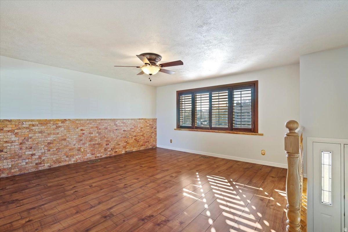 WHITE CITY #18 SUB - Residential