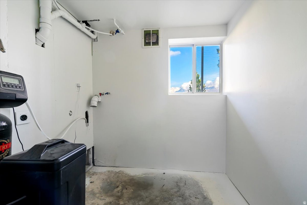 WHITE CITY #18 SUB - Residential