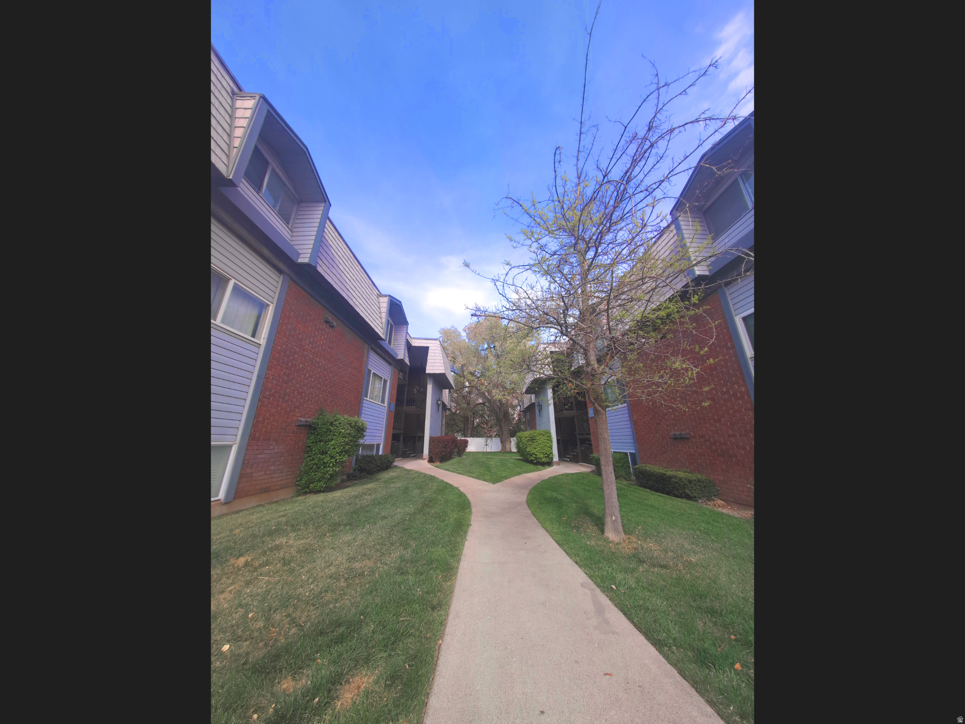 WILLOWBROOK HILL CONDO - Residential