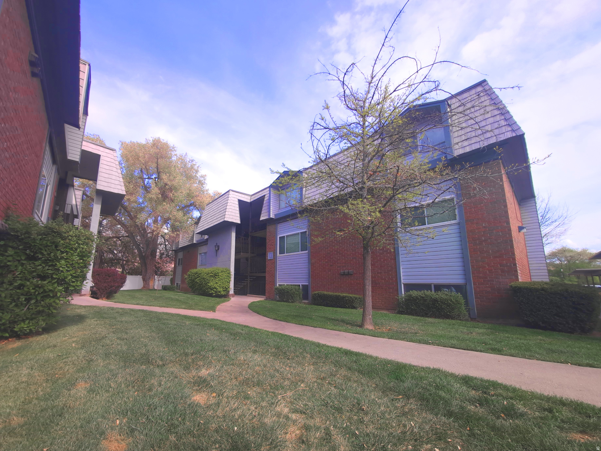 WILLOWBROOK HILL CONDO - Residential