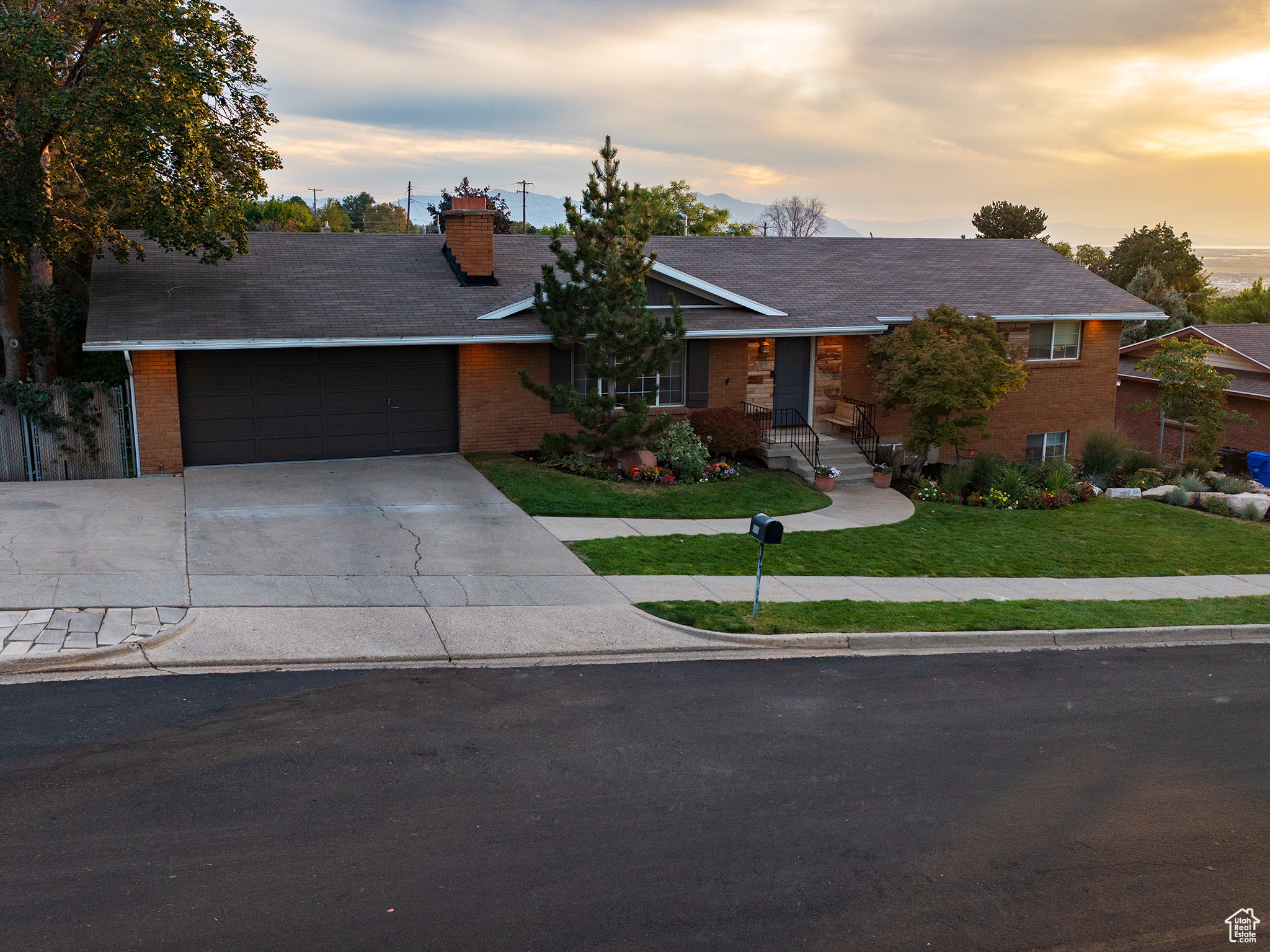 MILL CREEK HEIGHTS - Residential