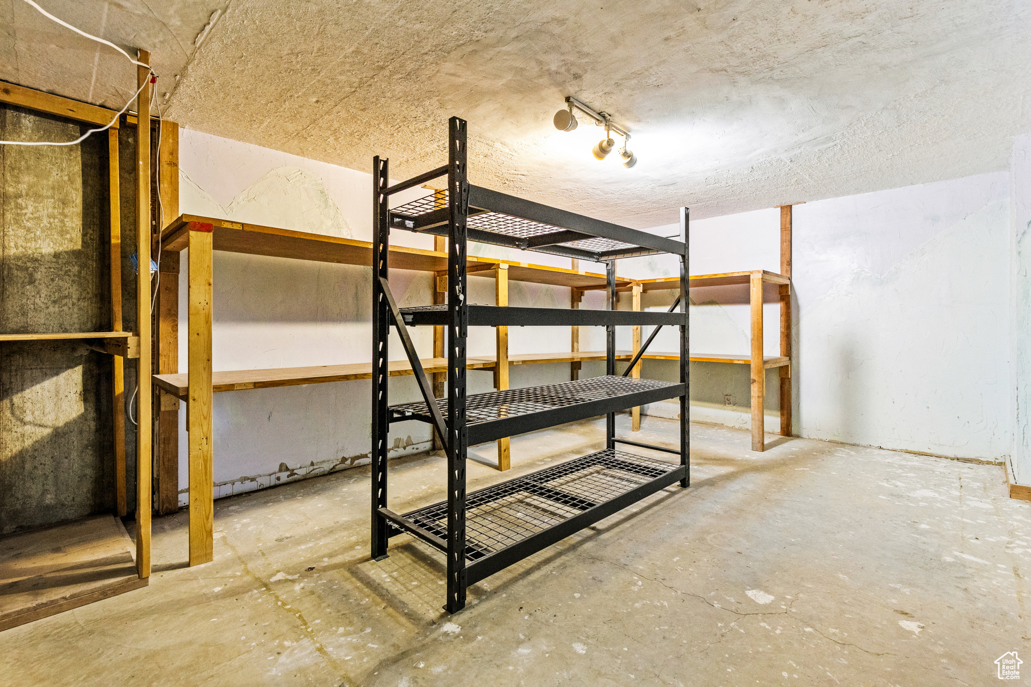 MILL CREEK HEIGHTS - Residential