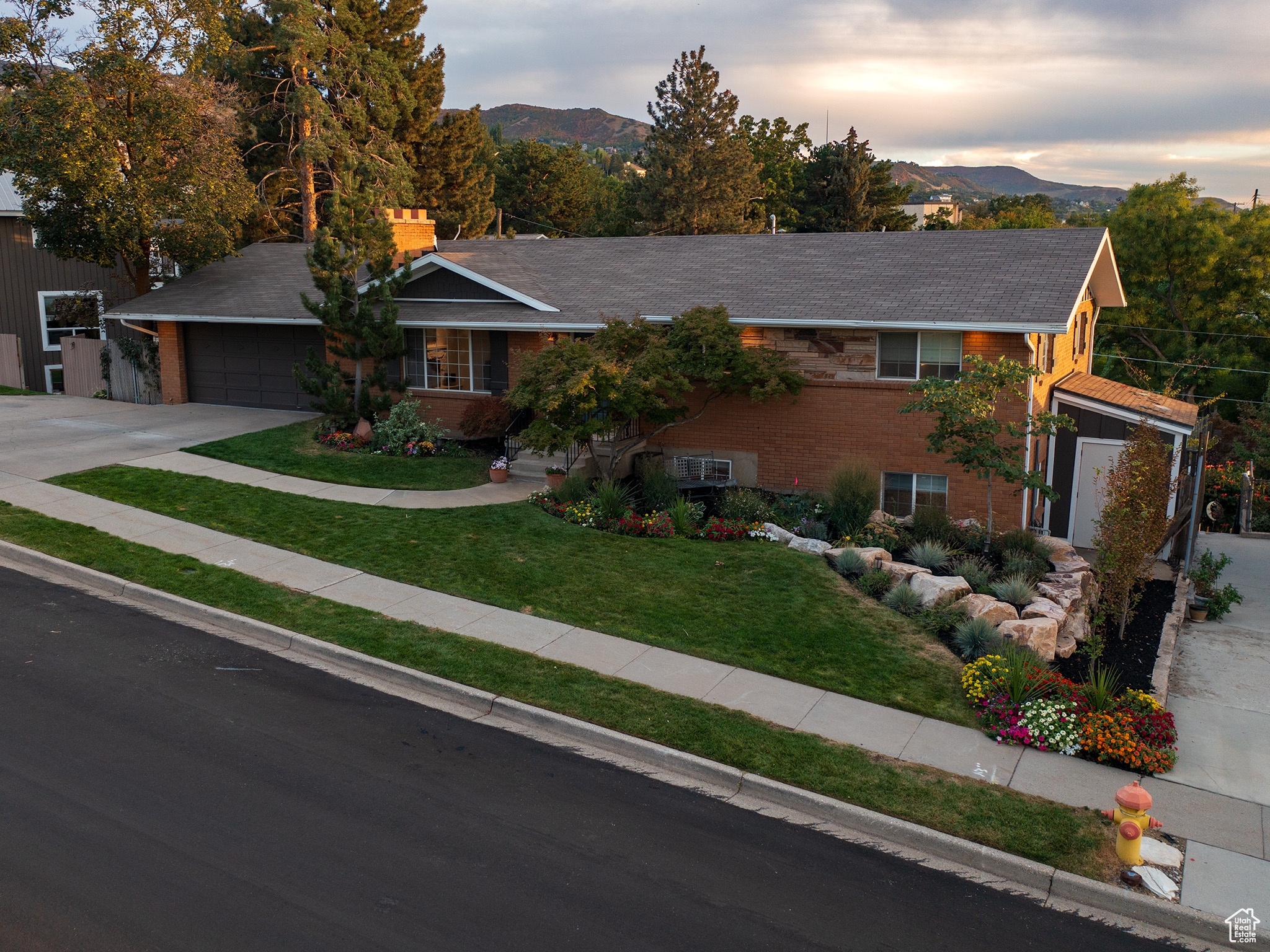 MILL CREEK HEIGHTS - Residential