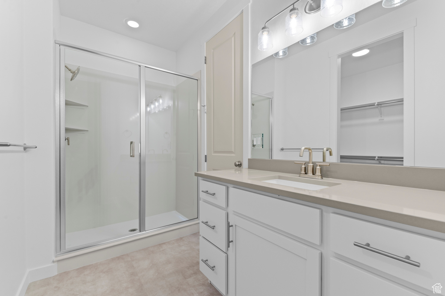 HOLBROOK E VILLAS 601 - Residential