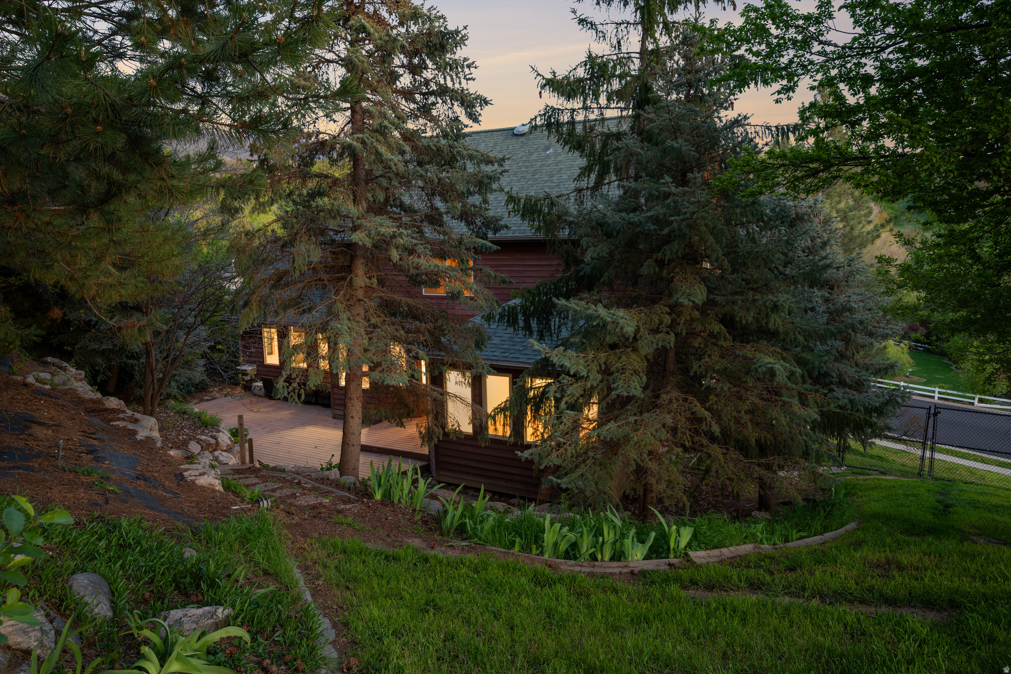 DAWSON HOLLOW - Residential