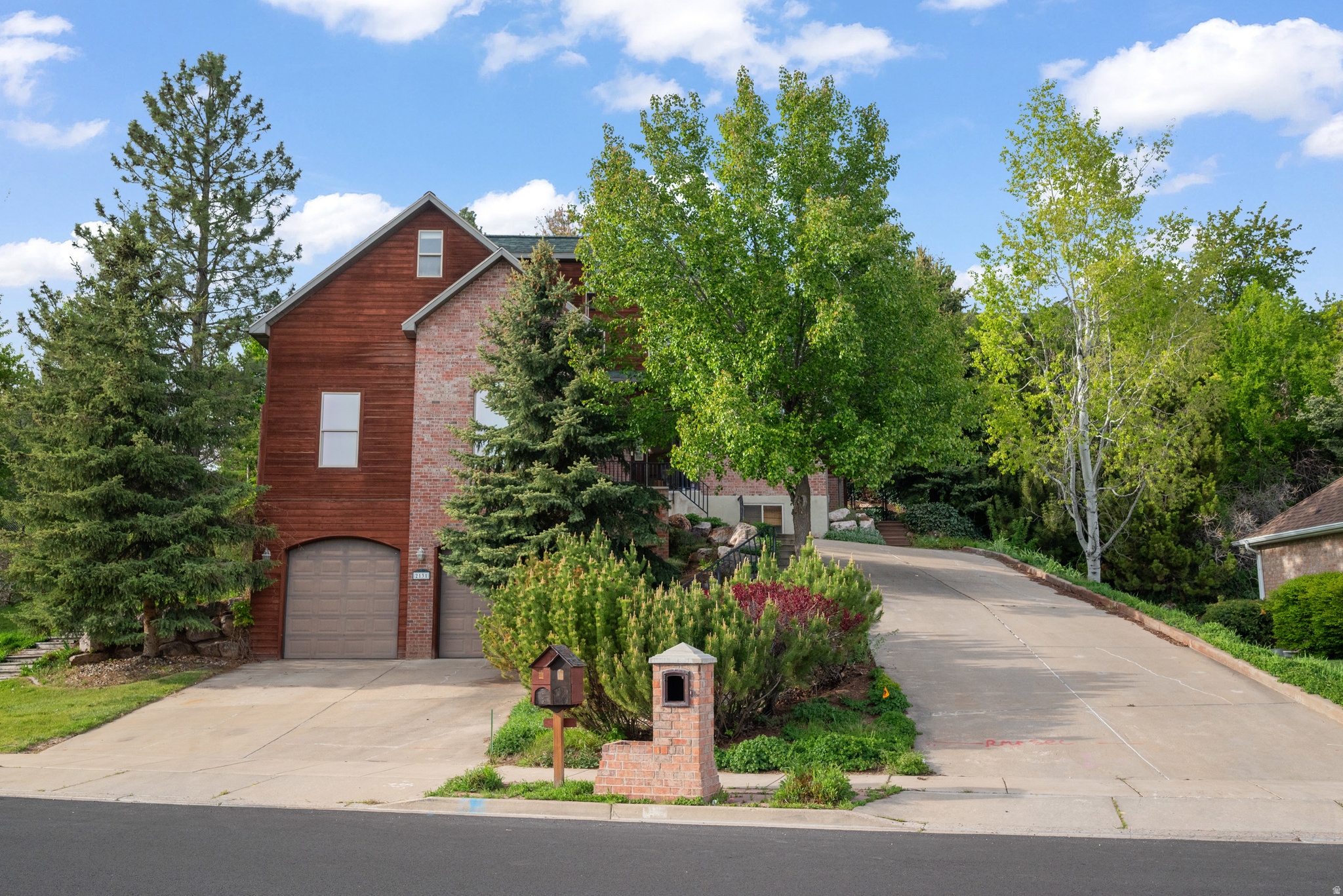 DAWSON HOLLOW - Residential