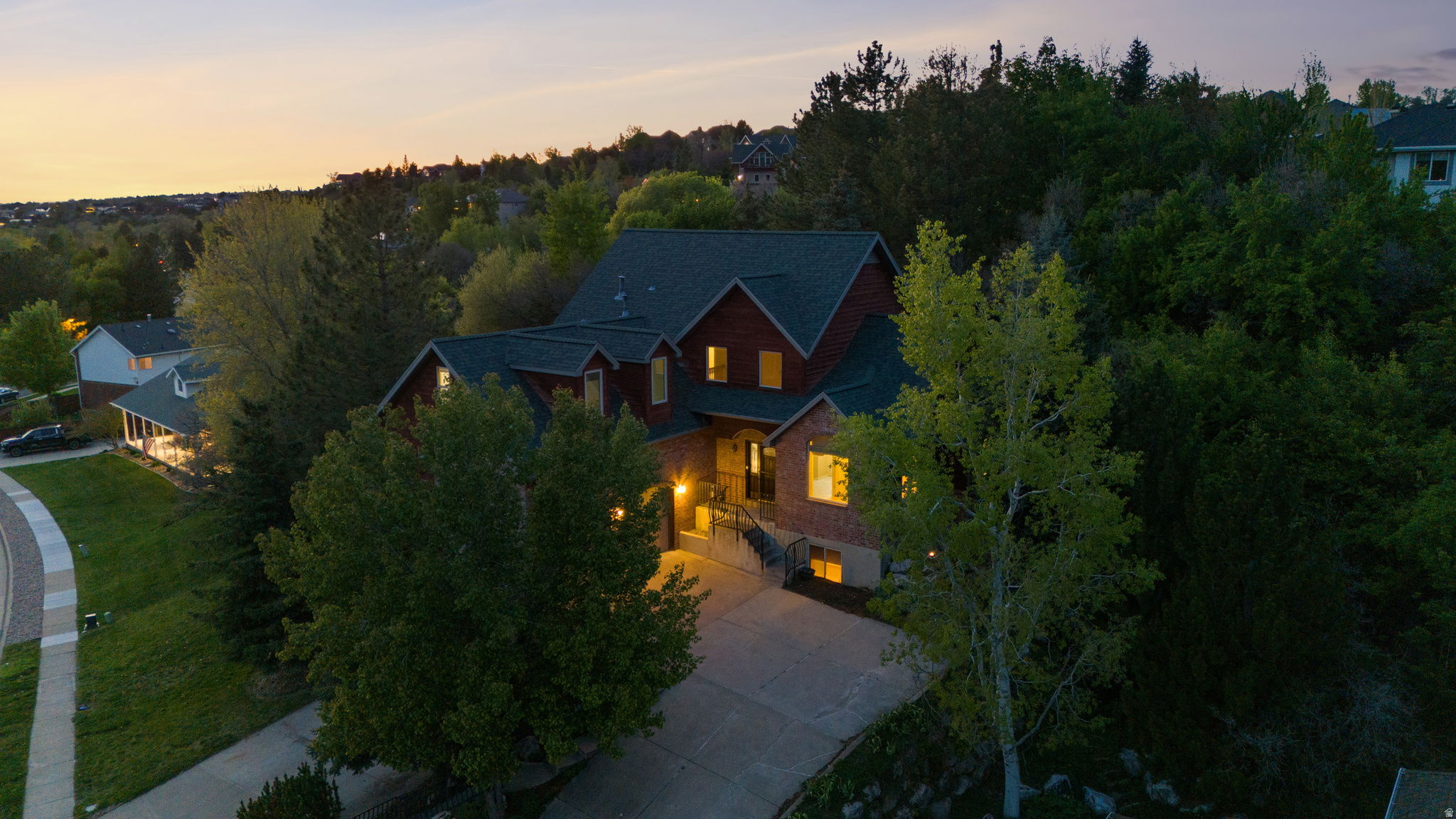 DAWSON HOLLOW - Residential
