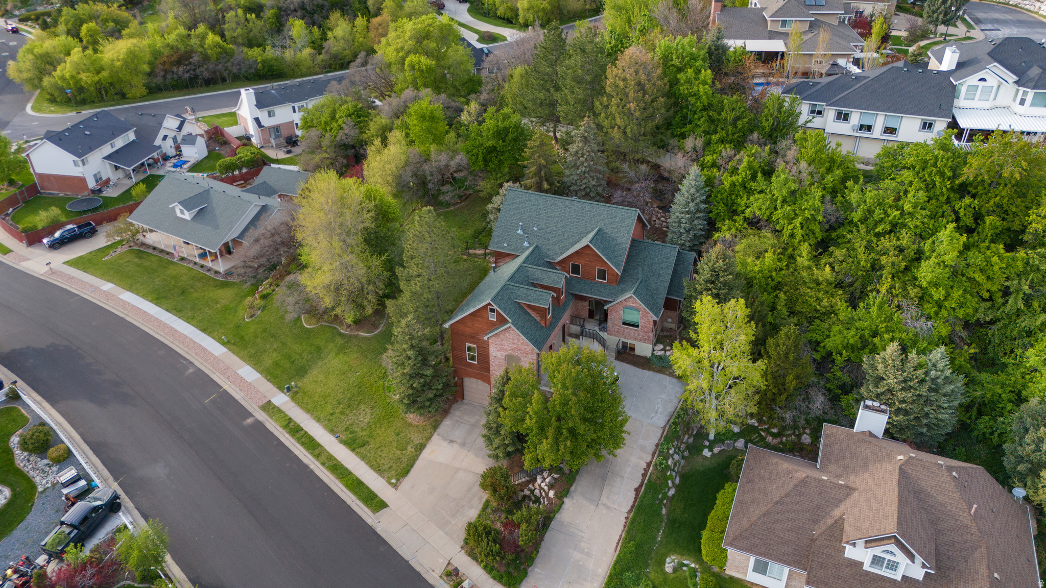 DAWSON HOLLOW - Residential