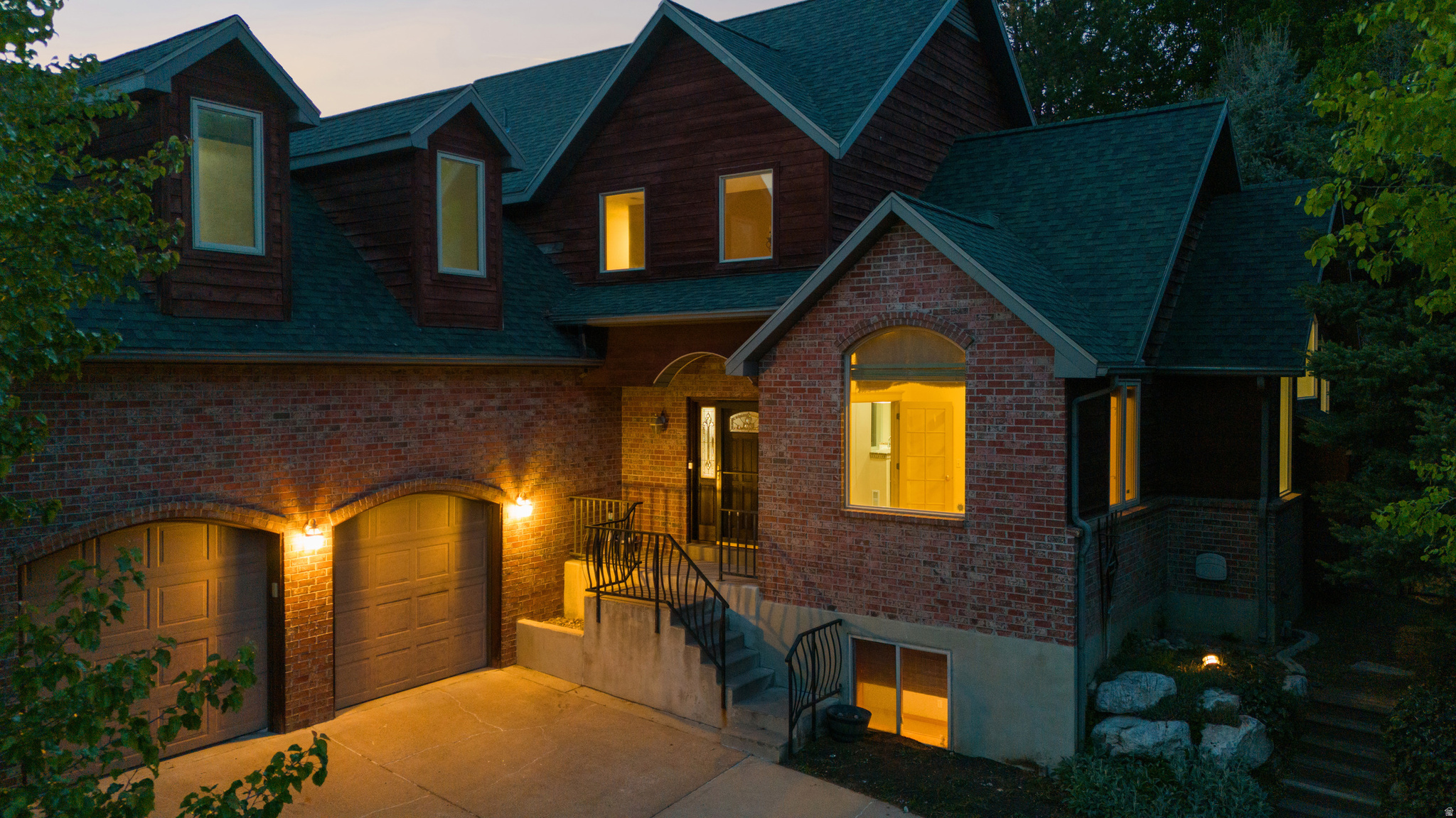 DAWSON HOLLOW - Residential