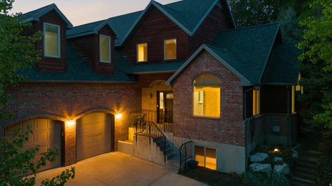 Tiny photo for 2131 KAYS CREEK DR, Layton, UT 84040 (MLS # 2154550)
