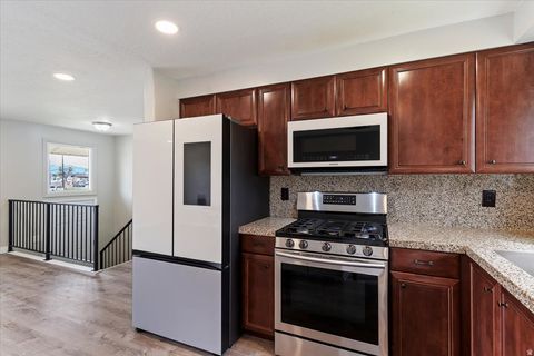 Tiny photo for 1533 W 1740 N, Clearfield, UT 84015 (MLS # 2142635)