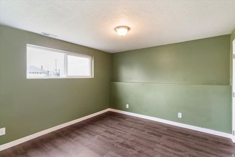 Tiny photo for 1533 W 1740 N, Clearfield, UT 84015 (MLS # 2142635)